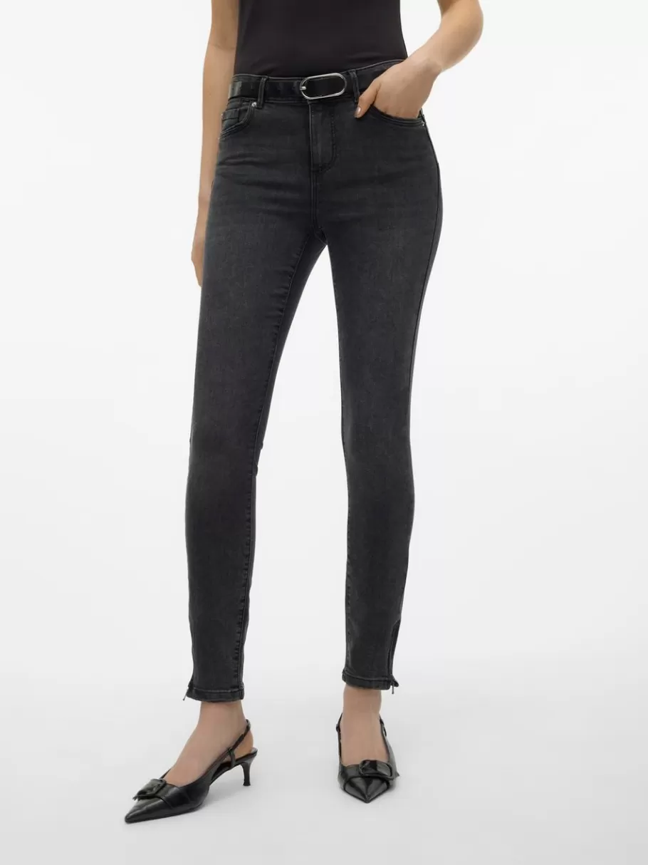 VMALIA Mid rise Slim fit Jeans | VERO MODA Store