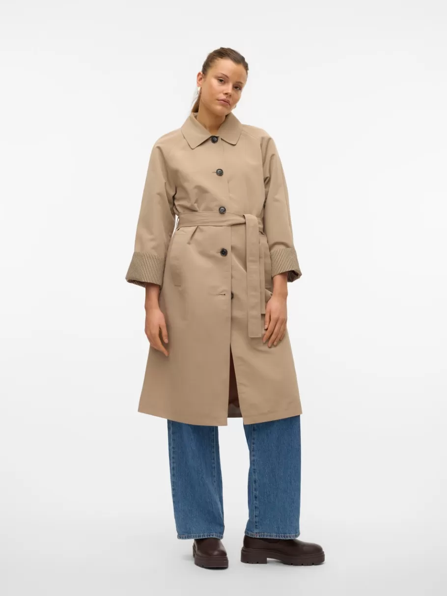 VMSALVIESOFIA Jas | VERO MODA Fashion